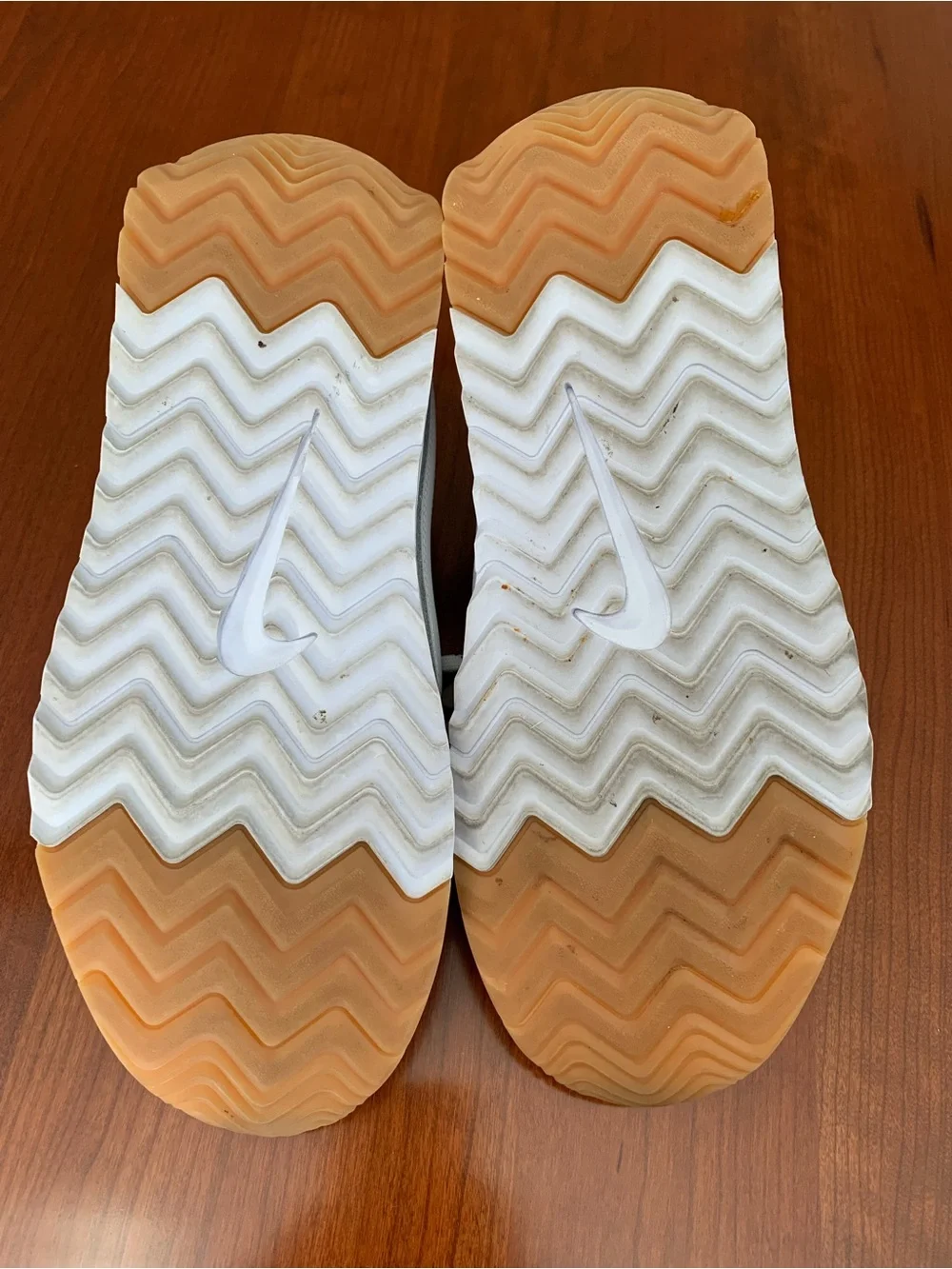 Nike Pacific white sneakers. - Picture 5 of 8
